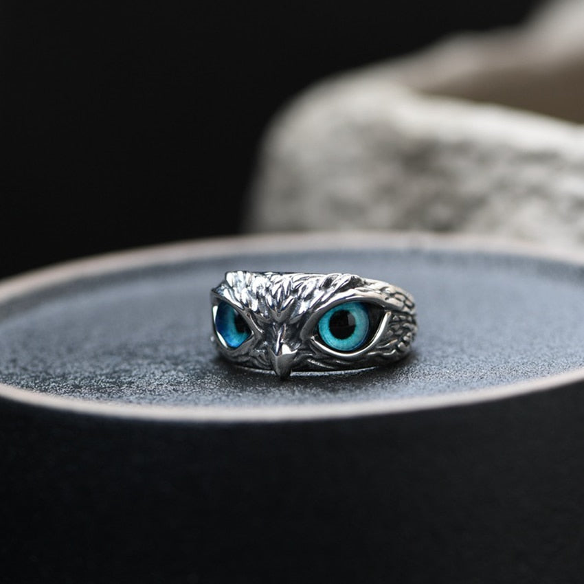Blue Eyed Owl Ring